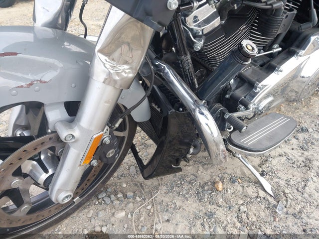 Harley-Davidson FLHX 2025 1HD1KB717SB610248 Image 14