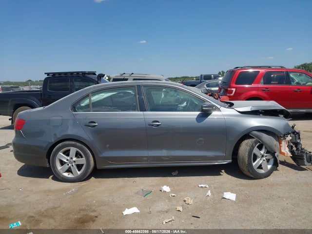 2014 Volkswagen Jetta 2.0l Tdi მანქანა იყიდება აუქციონზე, vin: 3VWLL7AJ6EM250669, აუქციონის ნომერი: 45862398