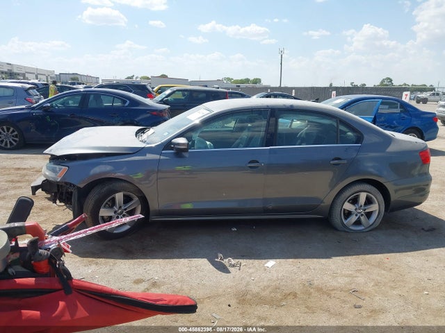 2014 Volkswagen Jetta 2.0l Tdi მანქანა იყიდება აუქციონზე, vin: 3VWLL7AJ6EM250669, აუქციონის ნომერი: 45862398