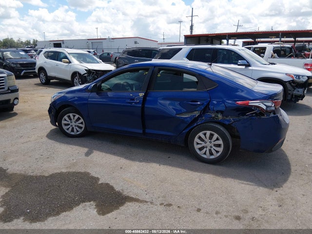 2021 Hyundai Accent Se/sel მანქანა იყიდება აუქციონზე, vin: 3KPC24A61ME147555, აუქციონის ნომერი: 45862432