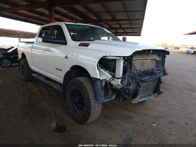 45862438 :رقم المزاد ، 3C6UR5DL6LG139923 vin ، 2020 Ram 2500 Big Horn  4x4 6'4 Box مزاد بيع