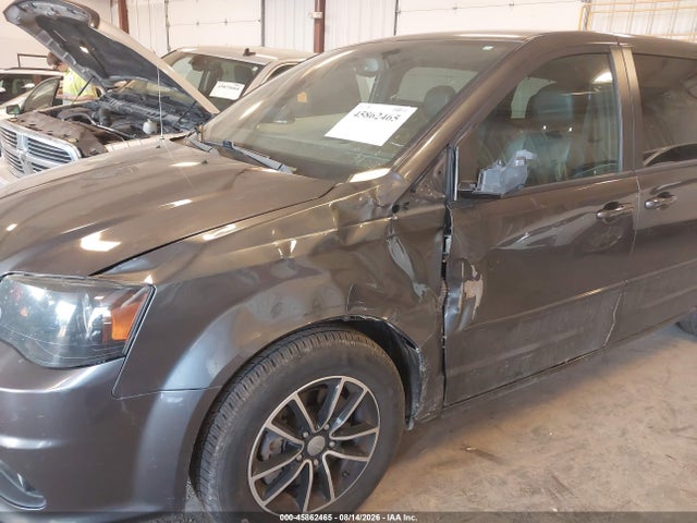 Продажа на аукционе авто 2017 Dodge Grand Caravan Gt, vin: 2C4RDGEG2HR701554, номер лота: 45862465