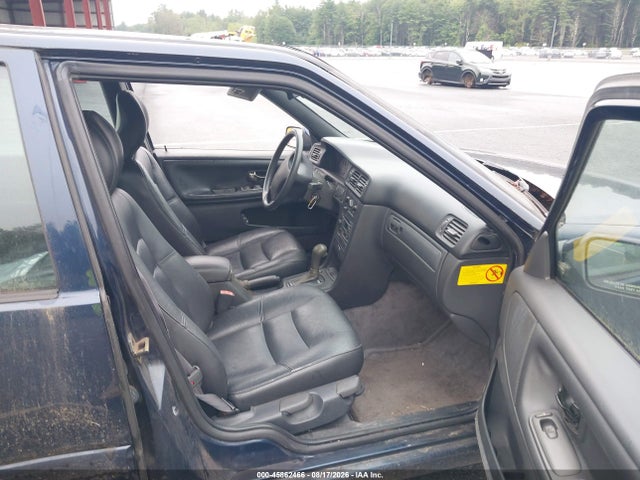 1998 Volvo S70 Gtas/gtms მანქანა იყიდება აუქციონზე, vin: YV1LS5571W1541677, აუქციონის ნომერი: 45862466