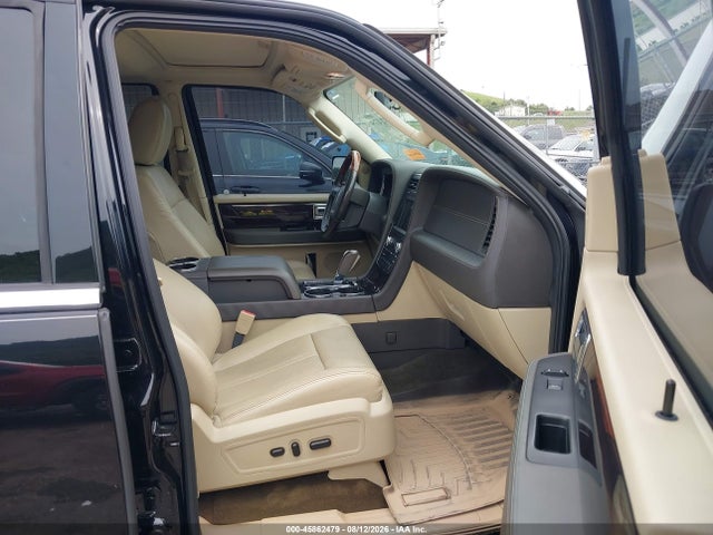 Продажа на аукционе авто 2017 Lincoln Navigator Reserve, vin: 5LMJJ2LT8HEL00492, номер лота: 45862479