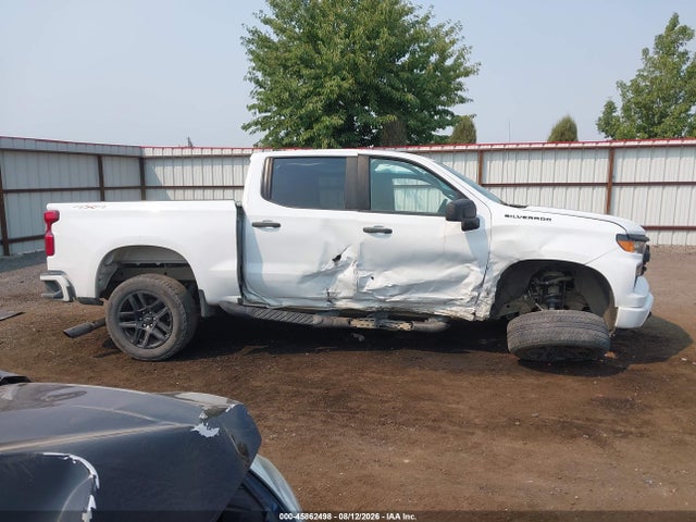 1GCPDBEK7NZ518358 Chevrolet Silverado 1500 4wd Short Bed Custom