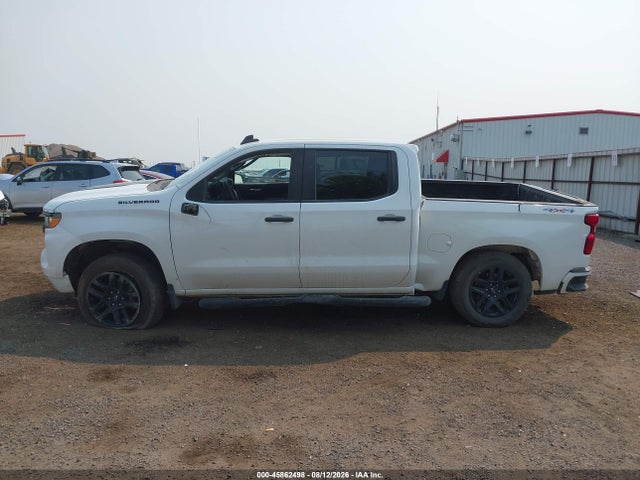 1GCPDBEK7NZ518358 Chevrolet Silverado 1500 4wd Short Bed Custom