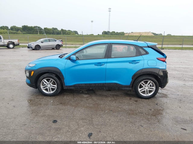 2021 Hyundai Kona Se მანქანა იყიდება აუქციონზე, vin: KM8K12AA3MU639136, აუქციონის ნომერი: 45862544