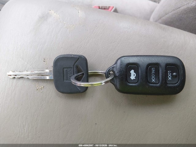 2004 Toyota Camry Le მანქანა იყიდება აუქციონზე, vin: 4T1BE32K64U892484, აუქციონის ნომერი: 45862587