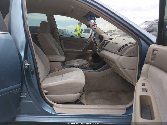 2004 Toyota Camry Le მანქანა იყიდება აუქციონზე, vin: 4T1BE32K64U892484, აუქციონის ნომერი: 45862587