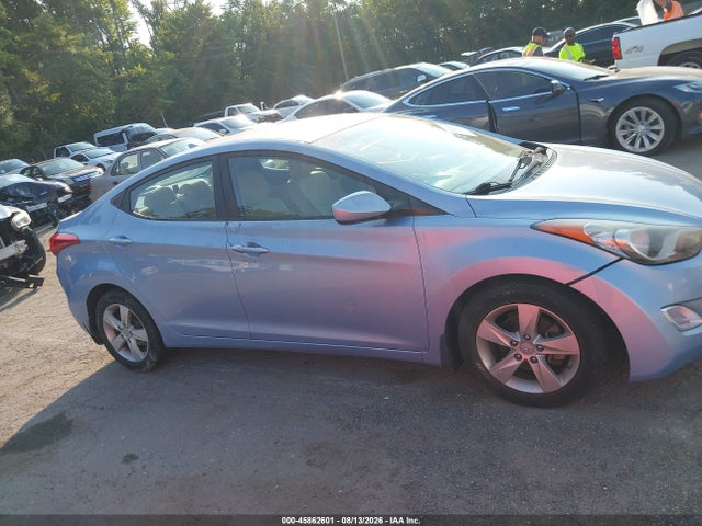 2013 Hyundai Elantra Gls მანქანა იყიდება აუქციონზე, vin: KMHDH4AE2DU753129, აუქციონის ნომერი: 45862601