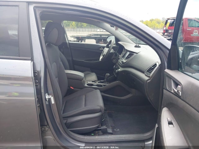 2018 Hyundai Tucson Sel მანქანა იყიდება აუქციონზე, vin: KM8J3CA41JU652629, აუქციონის ნომერი: 45862612
