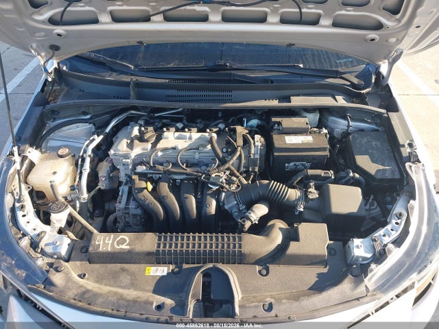 5YFEPMAE9MP174048 Toyota COROLLA LE