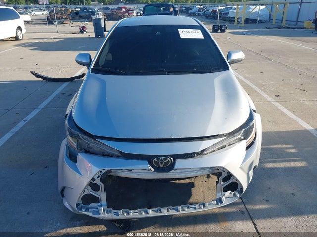 5YFEPMAE9MP174048 Toyota COROLLA LE