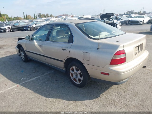 Продажа на аукционе авто 1994 Honda Accord Lx, vin: JHMCD5643RC048370, номер лота: 45862632