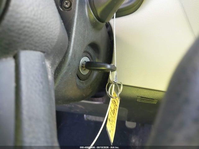 45862656 :رقم المزاد ، 5YFDPMAE5MP170395 vin ، 2021 Toyota Corolla L مزاد بيع