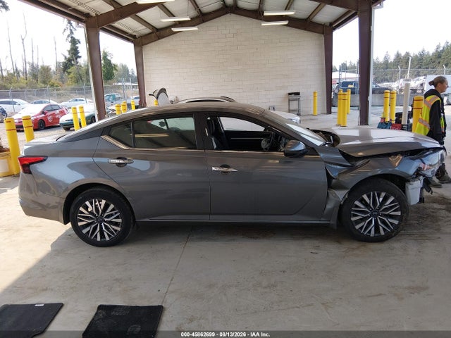 1N4BL4DWXPN365178 Nissan Altima Sv Intelligent Awd