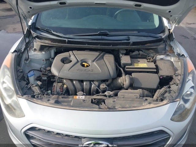 Продаж на аукціоні авто 2017 Hyundai Elantra Gt, vin: KMHD35LH3HU356630, номер лоту: 45862731