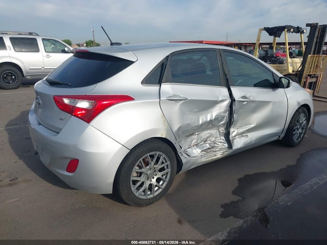 Продаж на аукціоні авто 2017 Hyundai Elantra Gt, vin: KMHD35LH3HU356630, номер лоту: 45862731