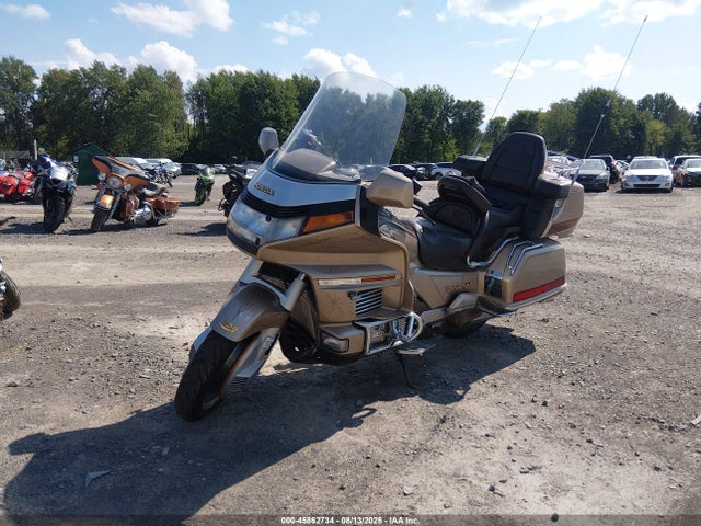 1988 Honda Gl1500 მანქანა იყიდება აუქციონზე, vin: 1HFSC2204JA002117, აუქციონის ნომერი: 45862734
