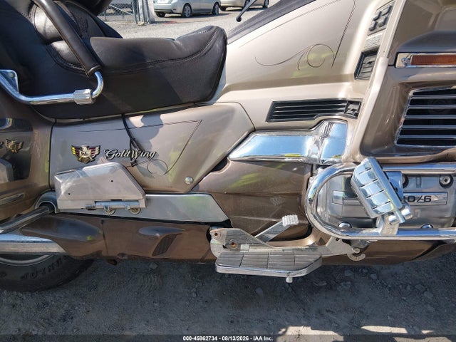 1988 Honda Gl1500 მანქანა იყიდება აუქციონზე, vin: 1HFSC2204JA002117, აუქციონის ნომერი: 45862734