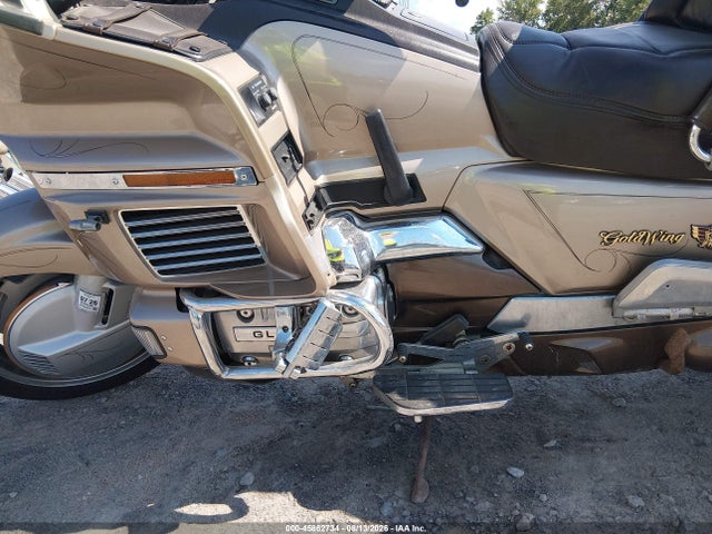 1988 Honda Gl1500 მანქანა იყიდება აუქციონზე, vin: 1HFSC2204JA002117, აუქციონის ნომერი: 45862734