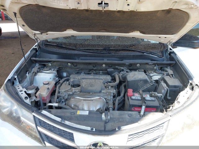 Toyota RAV4 LE 2015 JTMZFREV4FJ059313 Image 10