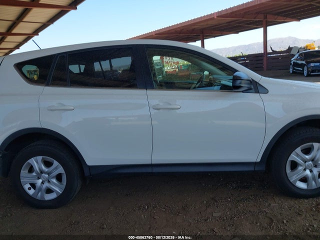 Toyota RAV4 LE 2015 JTMZFREV4FJ059313 Image 13