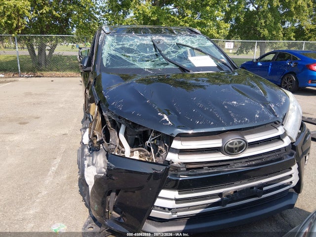 Aukcja sprzedaży 2018 Toyota Highlander Xle, vin: 5TDJZRFH8JS887311, numer aukcji: 45862889