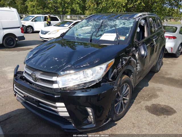Aukcja sprzedaży 2018 Toyota Highlander Xle, vin: 5TDJZRFH8JS887311, numer aukcji: 45862889