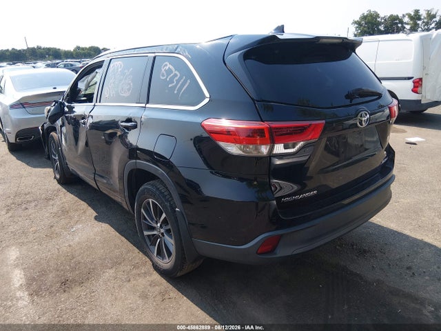 Aukcja sprzedaży 2018 Toyota Highlander Xle, vin: 5TDJZRFH8JS887311, numer aukcji: 45862889