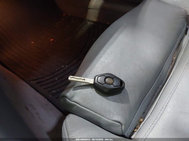 45862910 :رقم المزاد ، WBABN53432JU38527 vin ، 2002 Bmw 330ci مزاد بيع