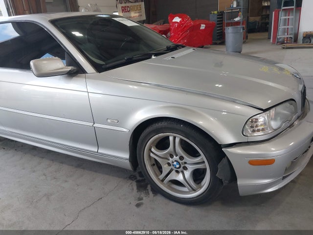 45862910 :رقم المزاد ، WBABN53432JU38527 vin ، 2002 Bmw 330ci مزاد بيع