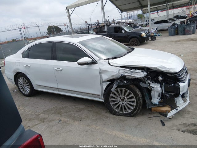 1VWBT7A37GC061031 Volkswagen Passat 1.8t Se