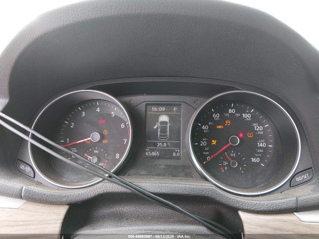 1VWBT7A37GC061031 Volkswagen Passat 1.8t Se