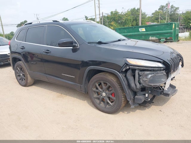 45863000 :رقم المزاد ، 1C4PJLCS6EW106046 vin ، 2014 Jeep Cherokee Latitude مزاد بيع