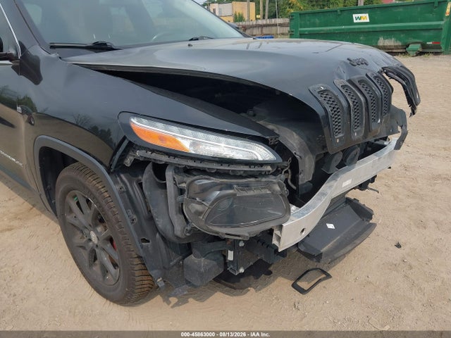 45863000 :رقم المزاد ، 1C4PJLCS6EW106046 vin ، 2014 Jeep Cherokee Latitude مزاد بيع
