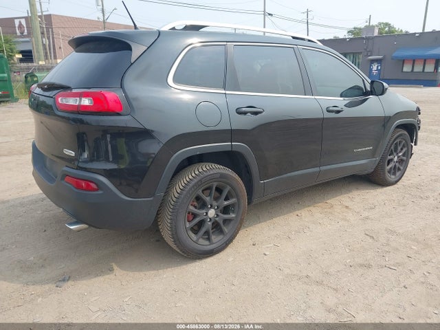 45863000 :رقم المزاد ، 1C4PJLCS6EW106046 vin ، 2014 Jeep Cherokee Latitude مزاد بيع