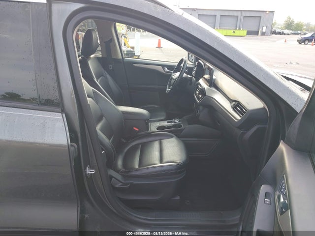 1FMCU9H9XLUA00914 Ford ESCAPE SEL
