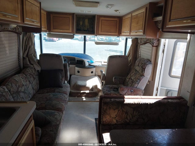 Aukcja sprzedaży 2000 Fleetwood Southwind, vin: 5B4LP37J5Y3321136, numer aukcji: 45863046