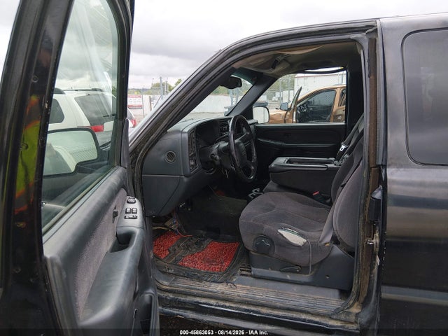 45863053 :رقم المزاد ، 2GTEK19T821425704 vin ، 2002 Gmc Sierra 1500 Sle مزاد بيع