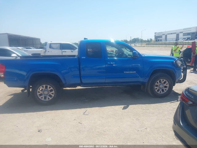2017 Toyota Tacoma Sr5 V6 მანქანა იყიდება აუქციონზე, vin: 5TFSZ5AN6HX076282, აუქციონის ნომერი: 45863092