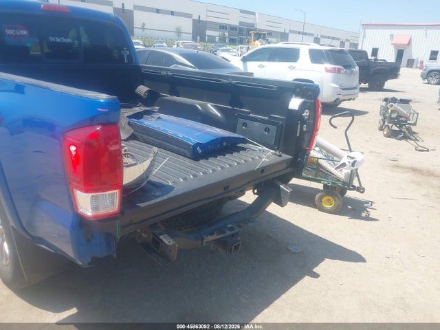 2017 Toyota Tacoma Sr5 V6 მანქანა იყიდება აუქციონზე, vin: 5TFSZ5AN6HX076282, აუქციონის ნომერი: 45863092