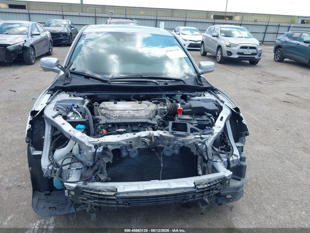 45863120 :رقم المزاد ، 1HGCR3F94HA015151 vin ، 2017 Honda Accord Touring V6 مزاد بيع