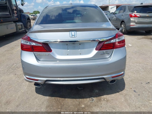 45863120 :رقم المزاد ، 1HGCR3F94HA015151 vin ، 2017 Honda Accord Touring V6 مزاد بيع