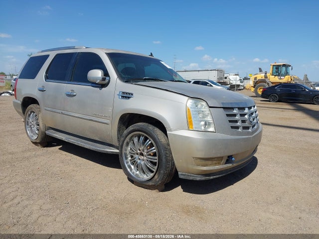 45863130 :رقم المزاد ، 1GYEC63897R324811 vin ، 2007 Cadillac Escalade مزاد بيع
