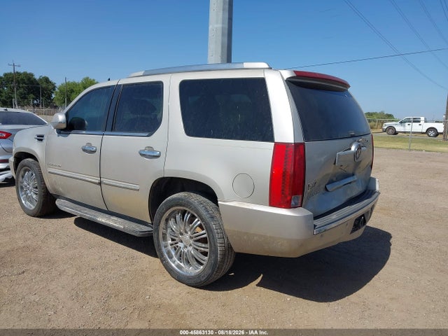 45863130 :رقم المزاد ، 1GYEC63897R324811 vin ، 2007 Cadillac Escalade مزاد بيع