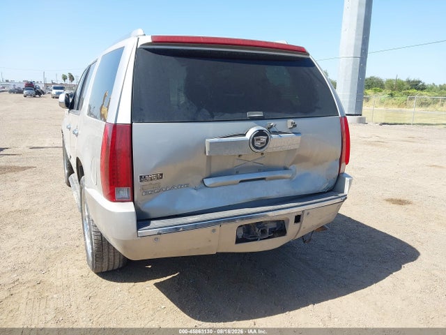 45863130 :رقم المزاد ، 1GYEC63897R324811 vin ، 2007 Cadillac Escalade مزاد بيع