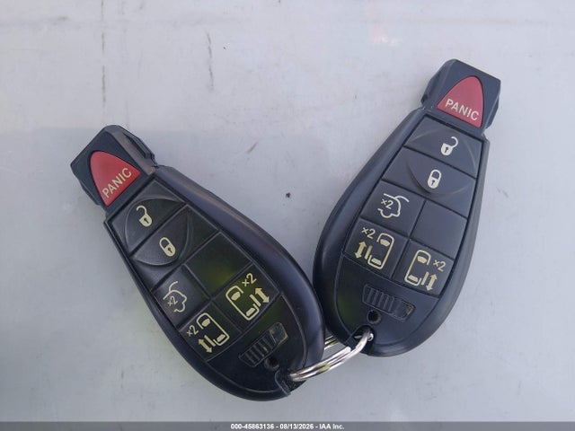 45863136 :رقم المزاد ، 2C4RC1BG8DR647398 vin ، 2013 Chrysler Town & Country Touring مزاد بيع