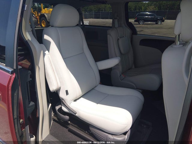 45863136 :رقم المزاد ، 2C4RC1BG8DR647398 vin ، 2013 Chrysler Town & Country Touring مزاد بيع