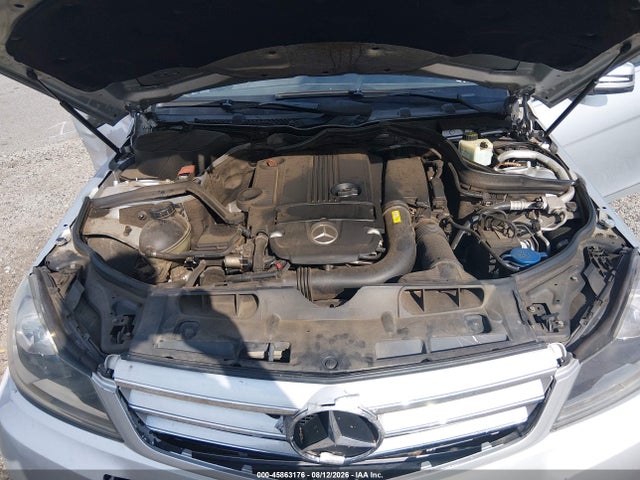Aukcja sprzedaży 2012 Mercedes-benz C 250 Luxury/sport, vin: WDDGF4HB8CR195426, numer aukcji: 45863176